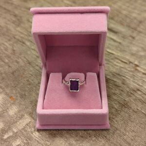 NWT 925 Silver and Genuine Amethyst Gemstone Ring size 4
